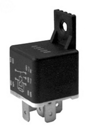 Relæ_109748X_03042800